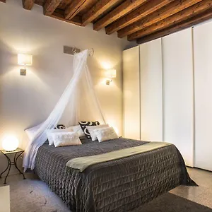 Terrazzina - Romantic Pied A Terre At The Heart Of Cannaregio District Apartment Venice